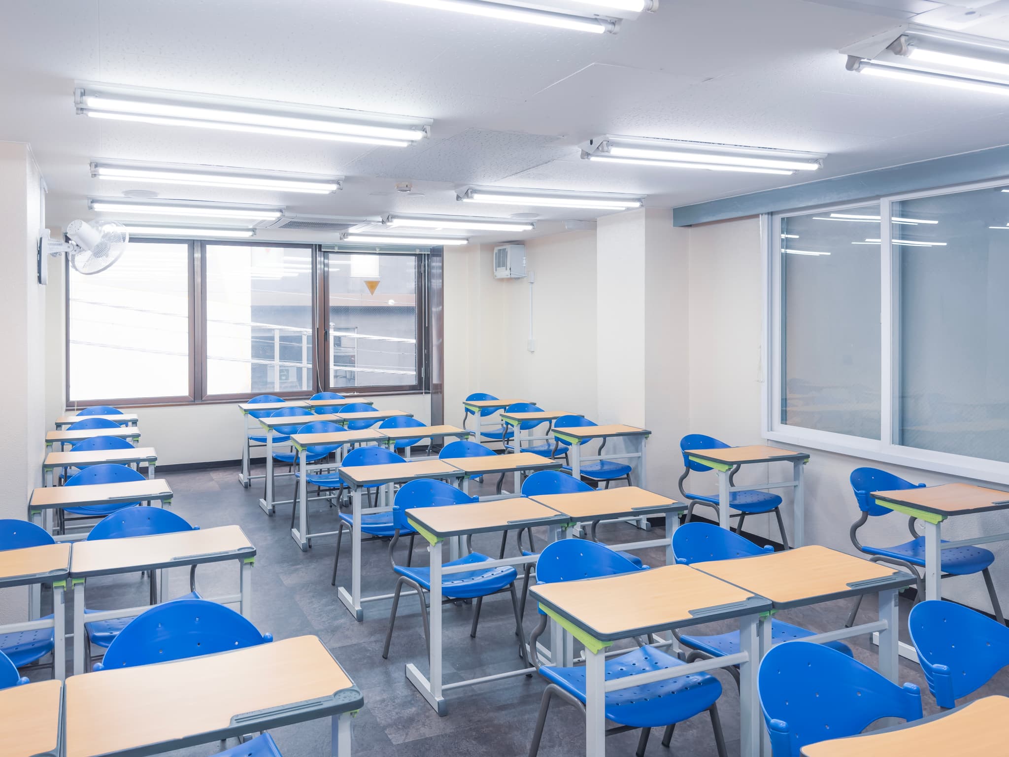 早稲田日本語学校 学生サポート